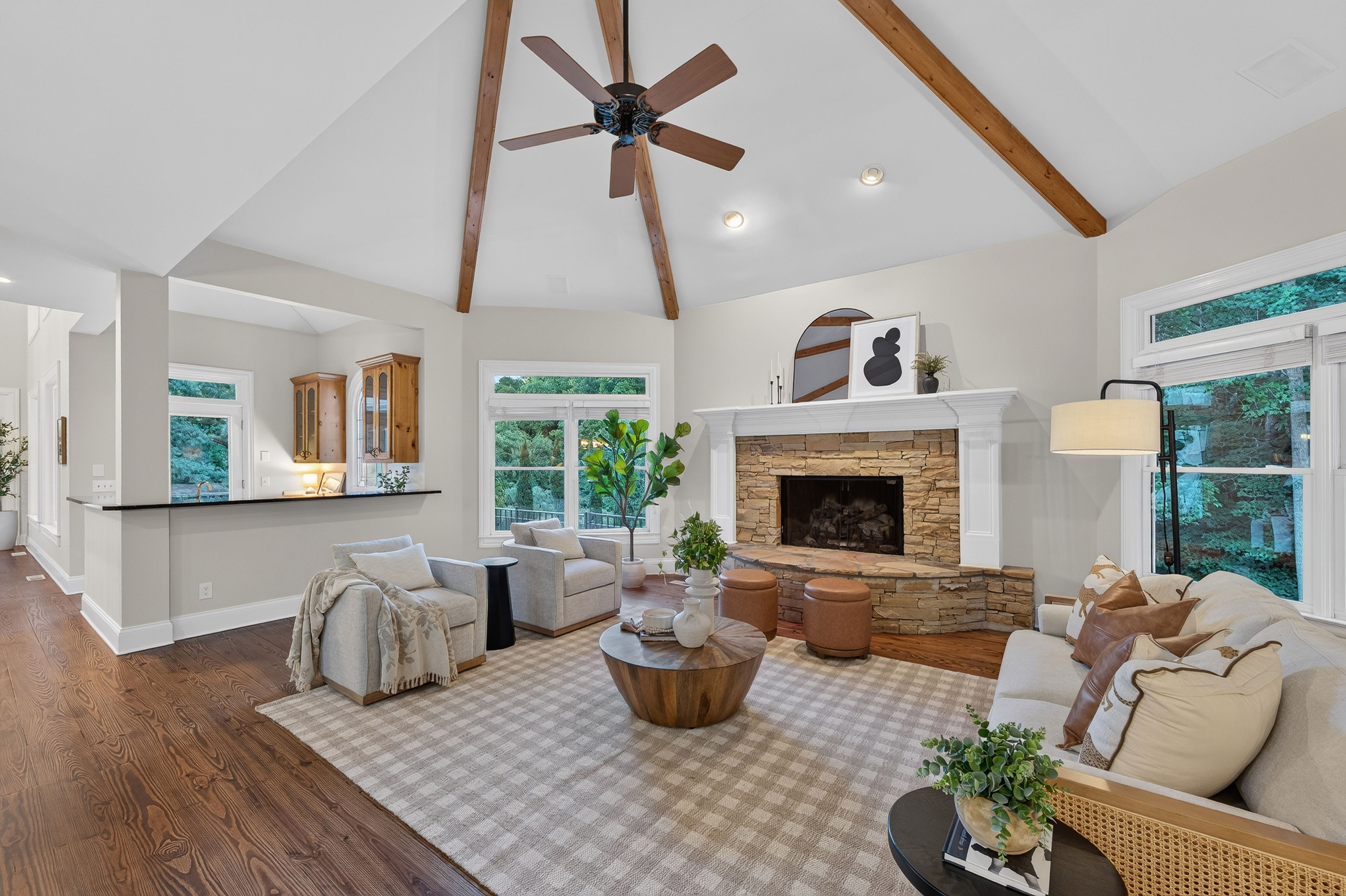 Exceptional Seven Bedroom Estate on Private Cul-de-sac - 物件實景
