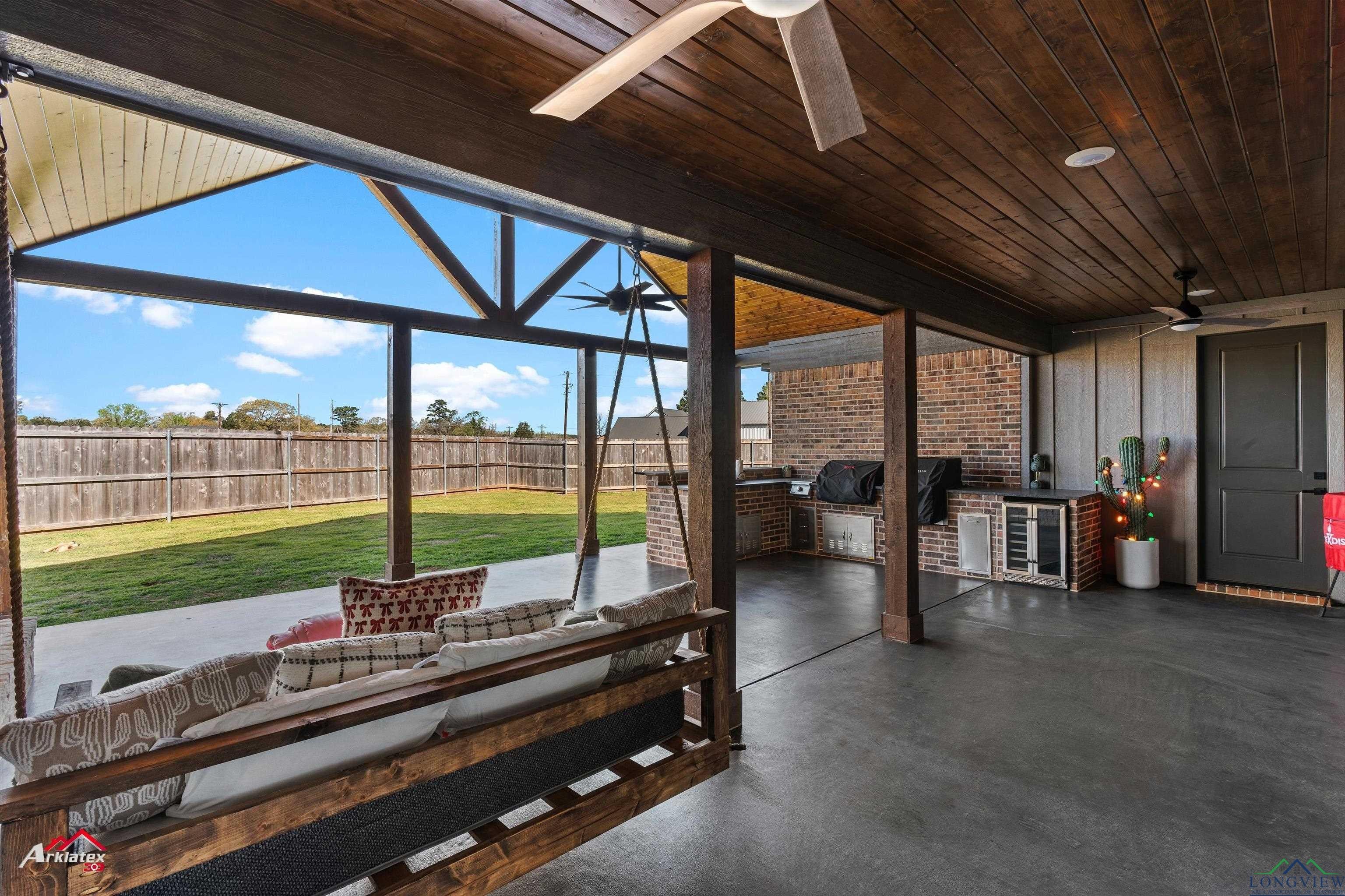 Hallsville, Texas, 75650-3511, United States, 4 Bedrooms Bedrooms, ,3 BathroomsBathrooms,Residential,For Sale,1980280