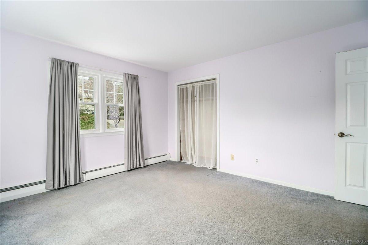 Trumbull, Connecticut, 06611, United States, 4 Bedrooms Bedrooms, ,3 BathroomsBathrooms,Residential,For Sale,1986058