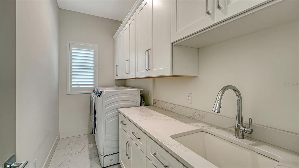 Sarasota, Florida, 34236, United States, 4 Bedrooms Bedrooms, ,4 BathroomsBathrooms,Residential,For Sale,2000414