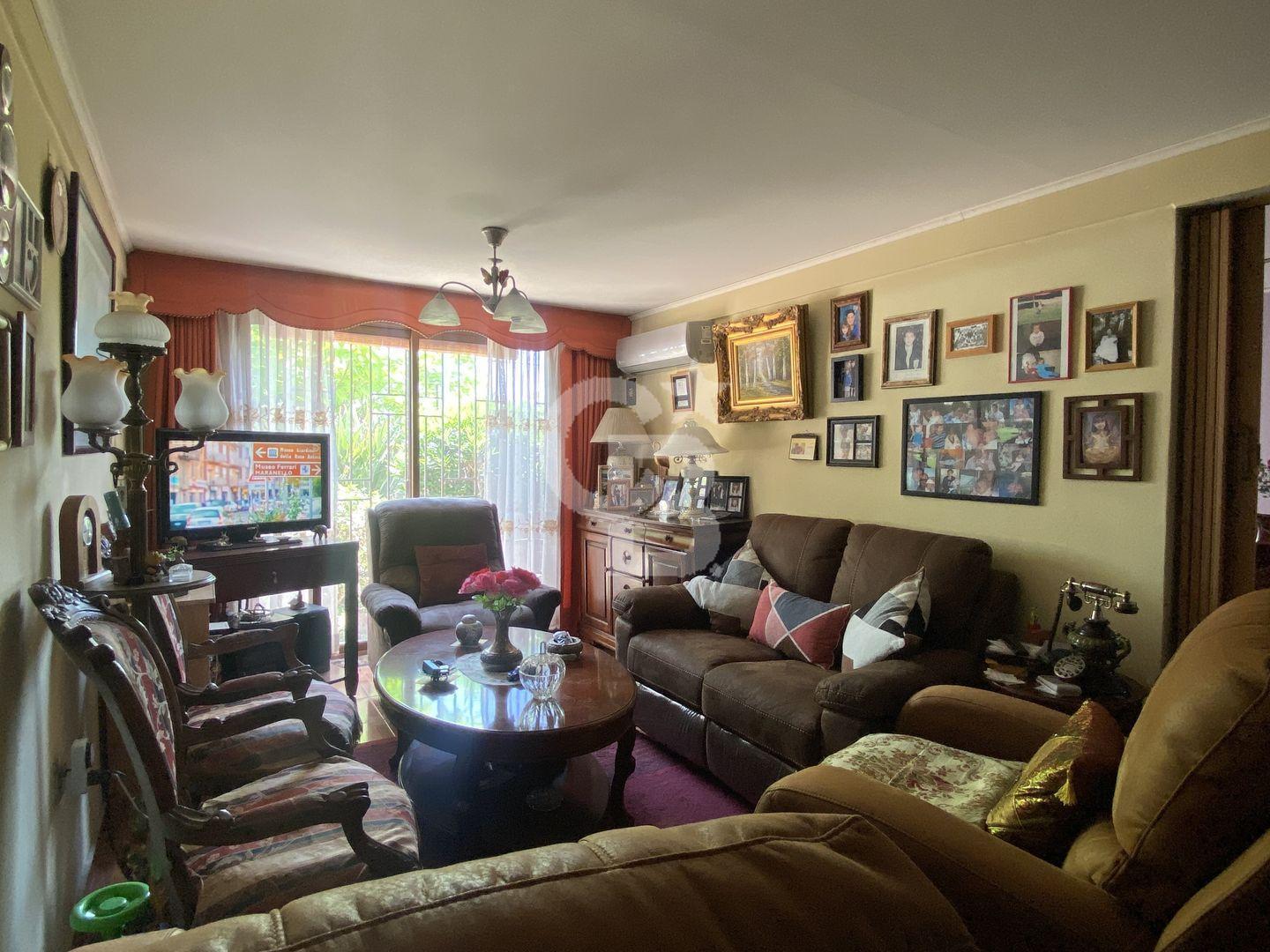 Las Condes, Chile, 3 Bedrooms Bedrooms, ,1 BathroomBathrooms,Residential,For Sale,1999160