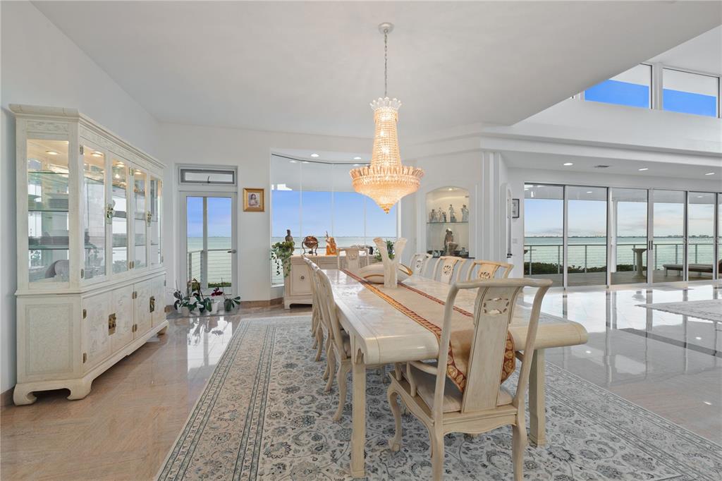 Bradenton, Florida, 34210, United States, 4 Bedrooms Bedrooms, ,5 BathroomsBathrooms,Residential,For Sale,1827645