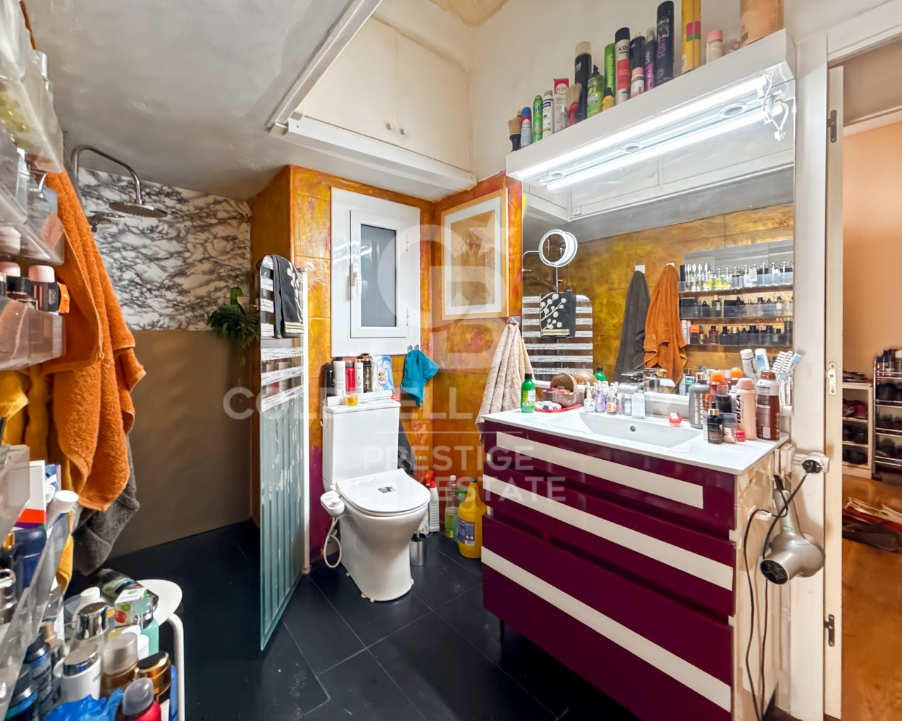 Barcelona, Catalonia, ES, 4 Bedrooms Bedrooms, ,3 BathroomsBathrooms,Residential,For Sale,1793371