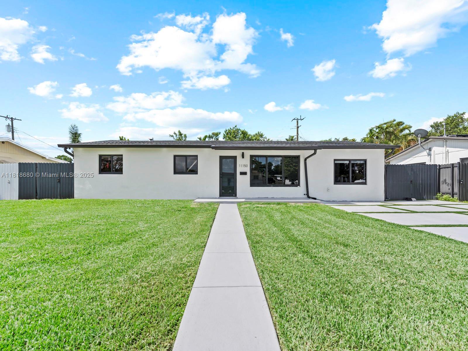 Miami, Florida, 33173, United States, 3 Bedrooms Bedrooms, ,2 BathroomsBathrooms,Residential,For Sale,1857432