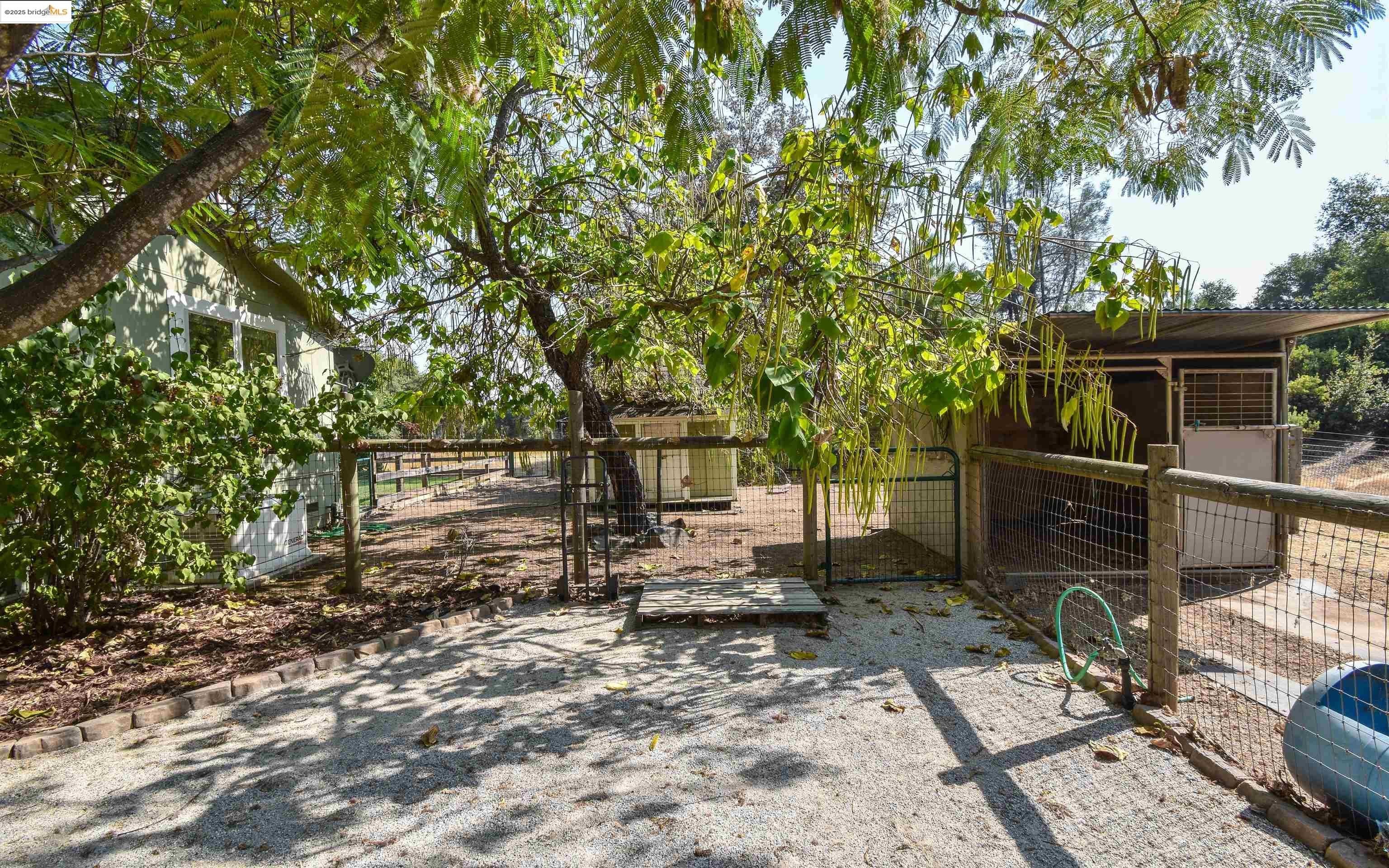 Columbia, California, 95310, United States, 3 Bedrooms Bedrooms, ,2 BathroomsBathrooms,Residential,For Sale,1941658