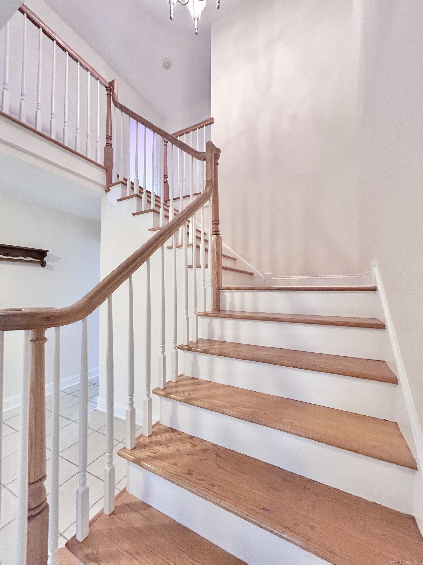 Oxford, Connecticut, 06478, United States, 4 Bedrooms Bedrooms, ,3 BathroomsBathrooms,Residential,For Sale,1993487