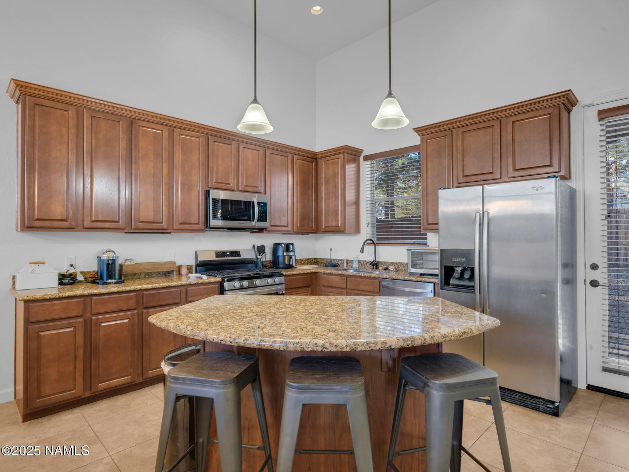 Flagstaff, Arizona, 86001, United States, 3 Bedrooms Bedrooms, ,3 BathroomsBathrooms,Residential,For Sale,1989174