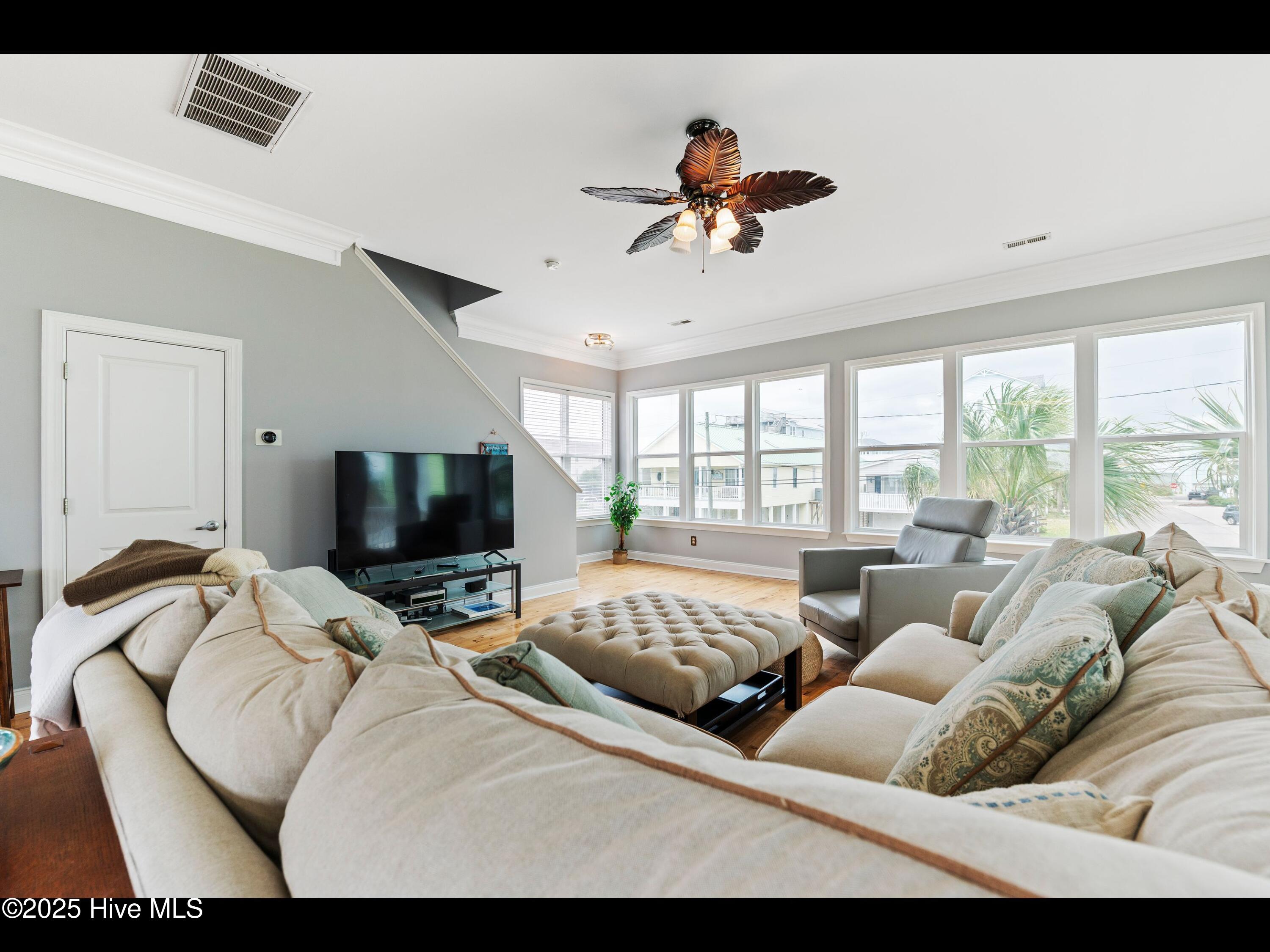 Carolina Beach, North Carolina, 28428, United States, 3 Bedrooms Bedrooms, ,3 BathroomsBathrooms,Residential,For Sale,1827738