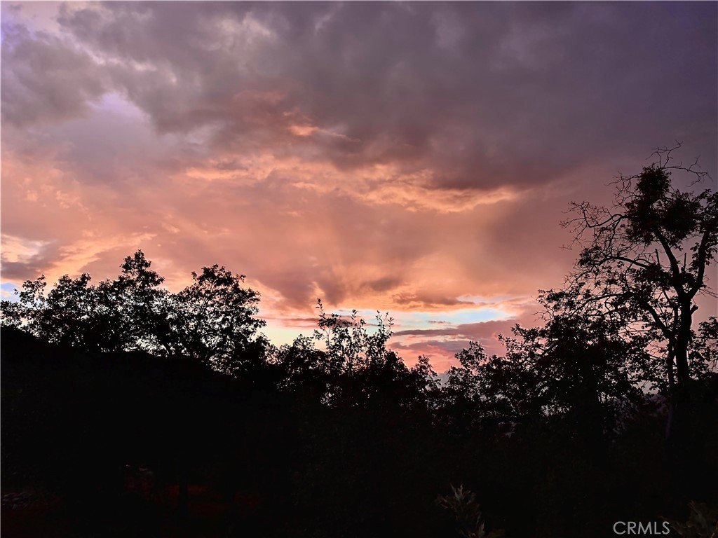 Oak Glen, California, 92399, United States, 2 Bedrooms Bedrooms, ,2 BathroomsBathrooms,Residential,For Sale,1973930