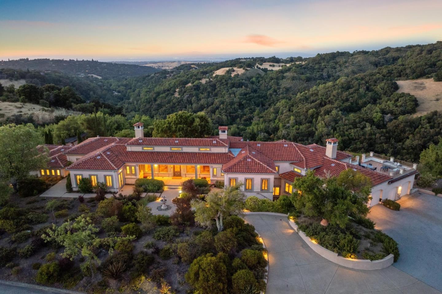 Portola Valley, California, 94028, United States, 5 Bedrooms Bedrooms, ,8 BathroomsBathrooms,Residential,For Sale,1807193
