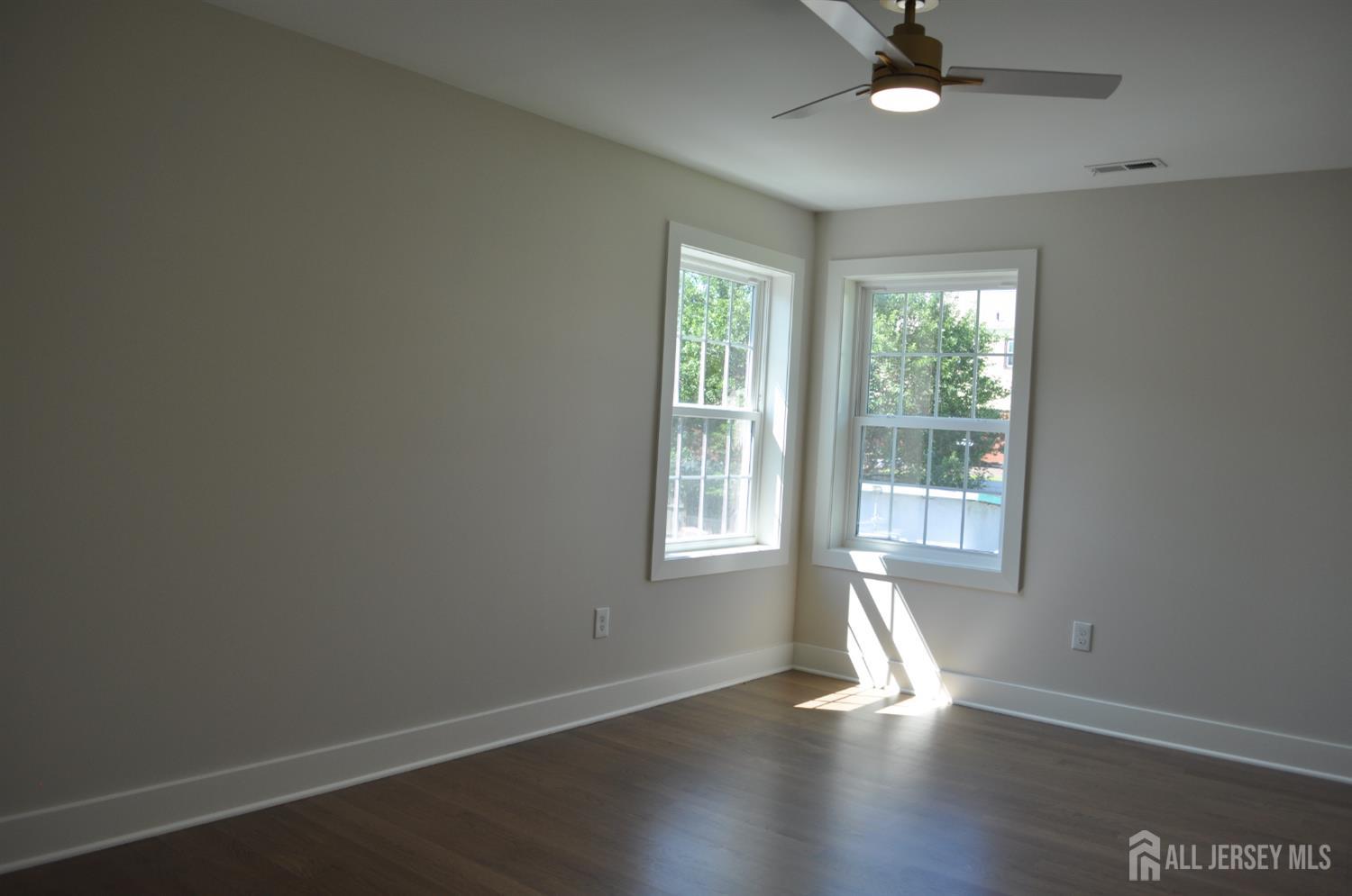 Woodbridge, New Jersey, 07095, United States, 4 Bedrooms Bedrooms, ,4 BathroomsBathrooms,Residential,For Sale,1920305