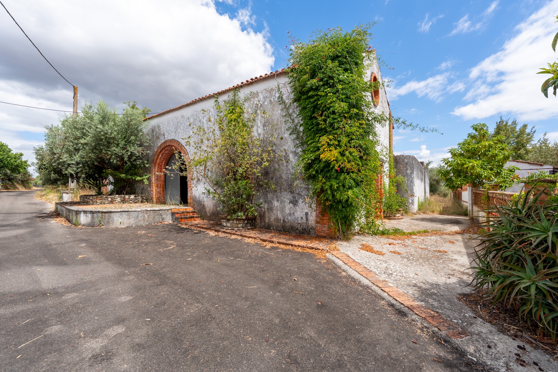  Manor House for Sale - 物件實景