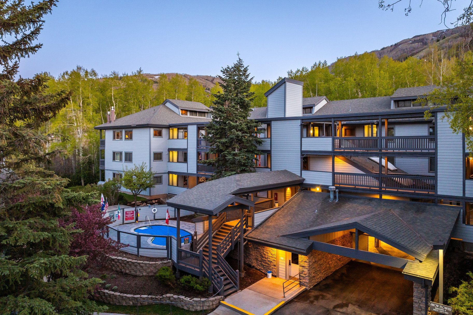  Slopeside Legacy at an Unbelievable Price - 物件實景