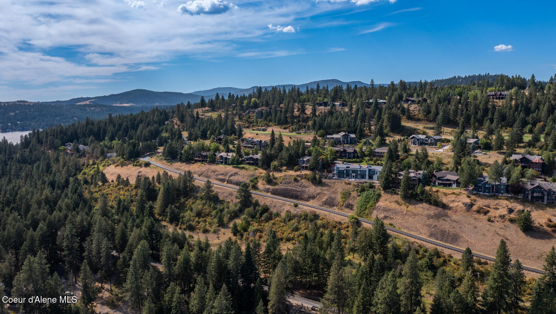 Coeur d'Alene, Idaho, 83814, United States, 4 Bedrooms Bedrooms, ,4 BathroomsBathrooms,Residential,For Sale,1909432