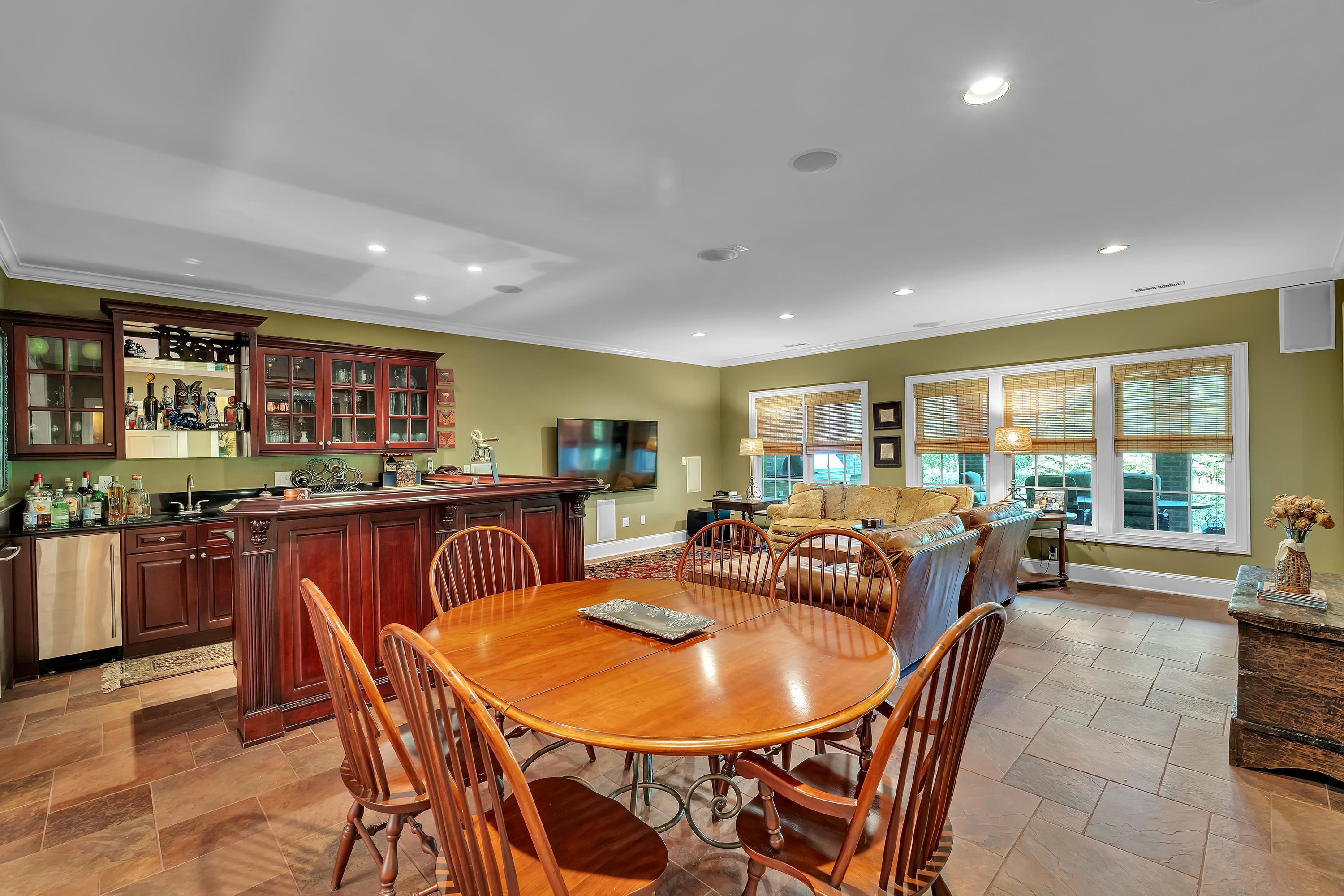 Spartanburg, South Carolina, 29306, United States, 5 Bedrooms Bedrooms, ,5 BathroomsBathrooms,Residential,For Sale,1876964