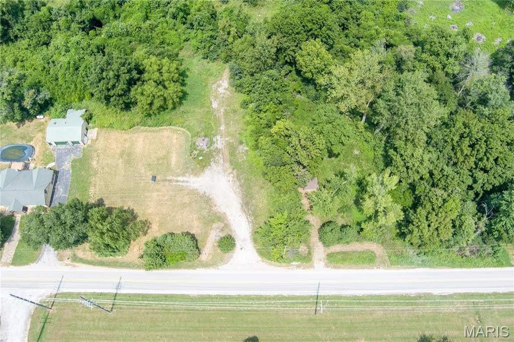 Edwardsville, Illinois, 62025, United States, 5 Bedrooms Bedrooms, ,4 BathroomsBathrooms,Residential,For Sale,1975622