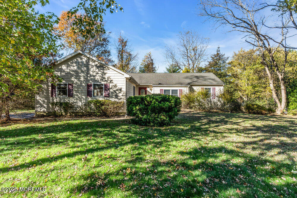 Tinton Falls, New Jersey, 07712, United States, 3 Bedrooms Bedrooms, ,2 BathroomsBathrooms,Residential,For Sale,1987767