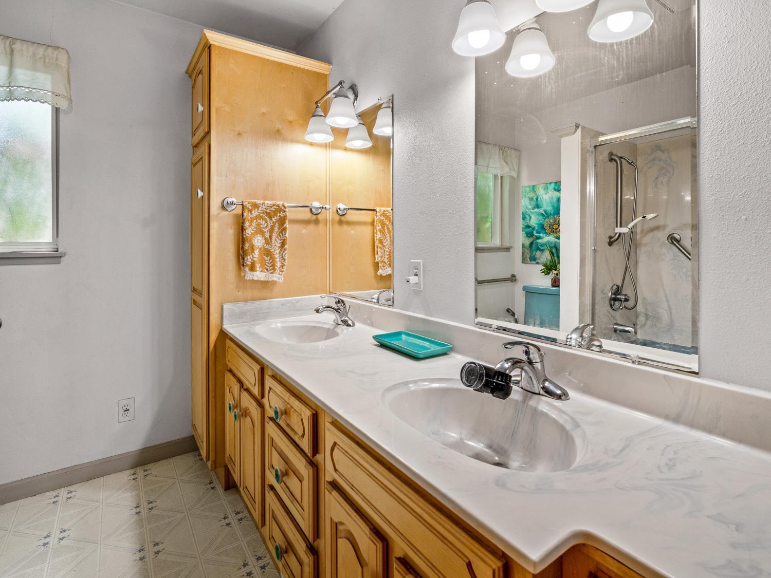 Carmichael, California, 95608, United States, ,Residential,For Sale,1938444