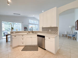 Coconut Creek, Florida, 33073, United States, 3 Bedrooms Bedrooms, ,2 BathroomsBathrooms,Residential,For Sale,1923429