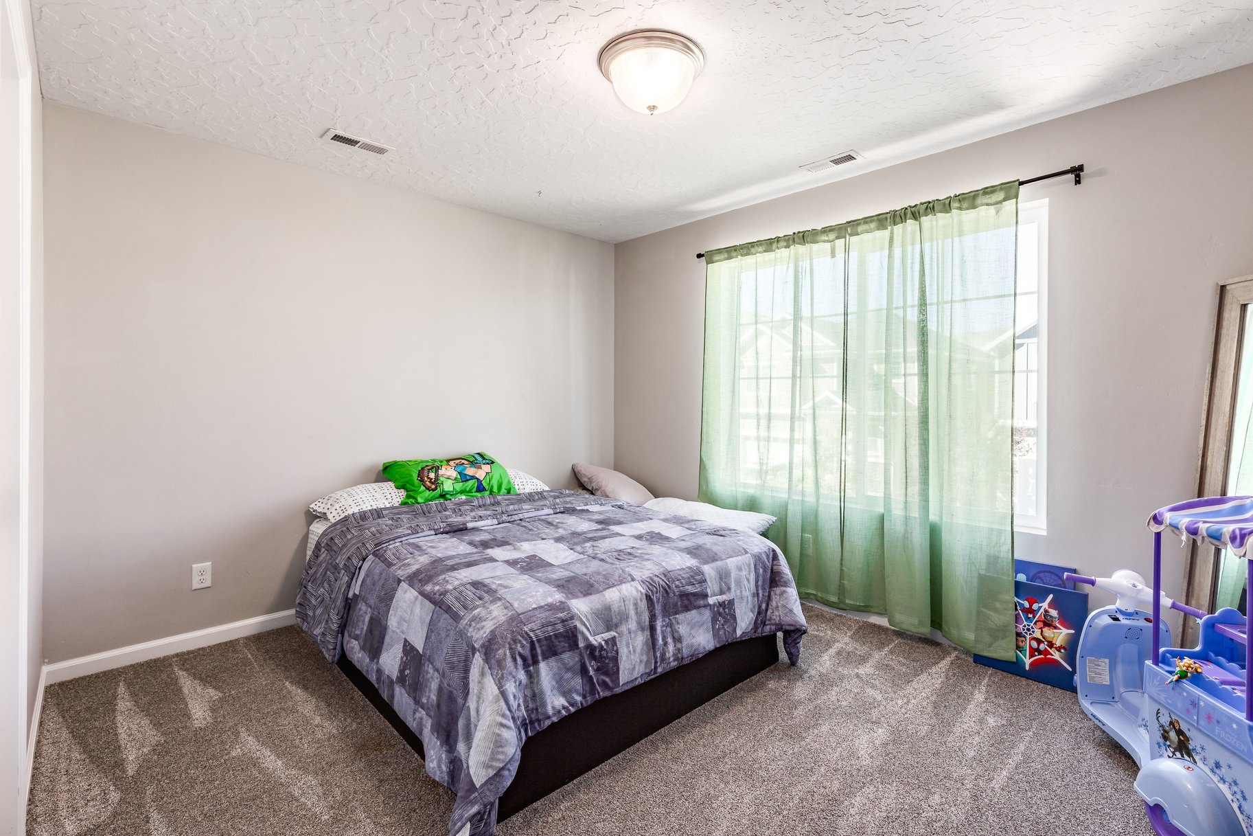  Spacious 4-Bed Herriman Home with Rentable Basement ADU - 物件實景