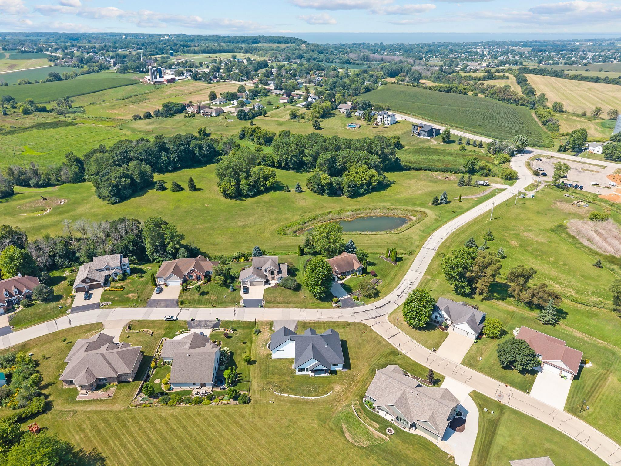 Sherwood, Wisconsin, 54169, United States, 4 Bedrooms Bedrooms, ,4 BathroomsBathrooms,Residential,For Sale,1977461