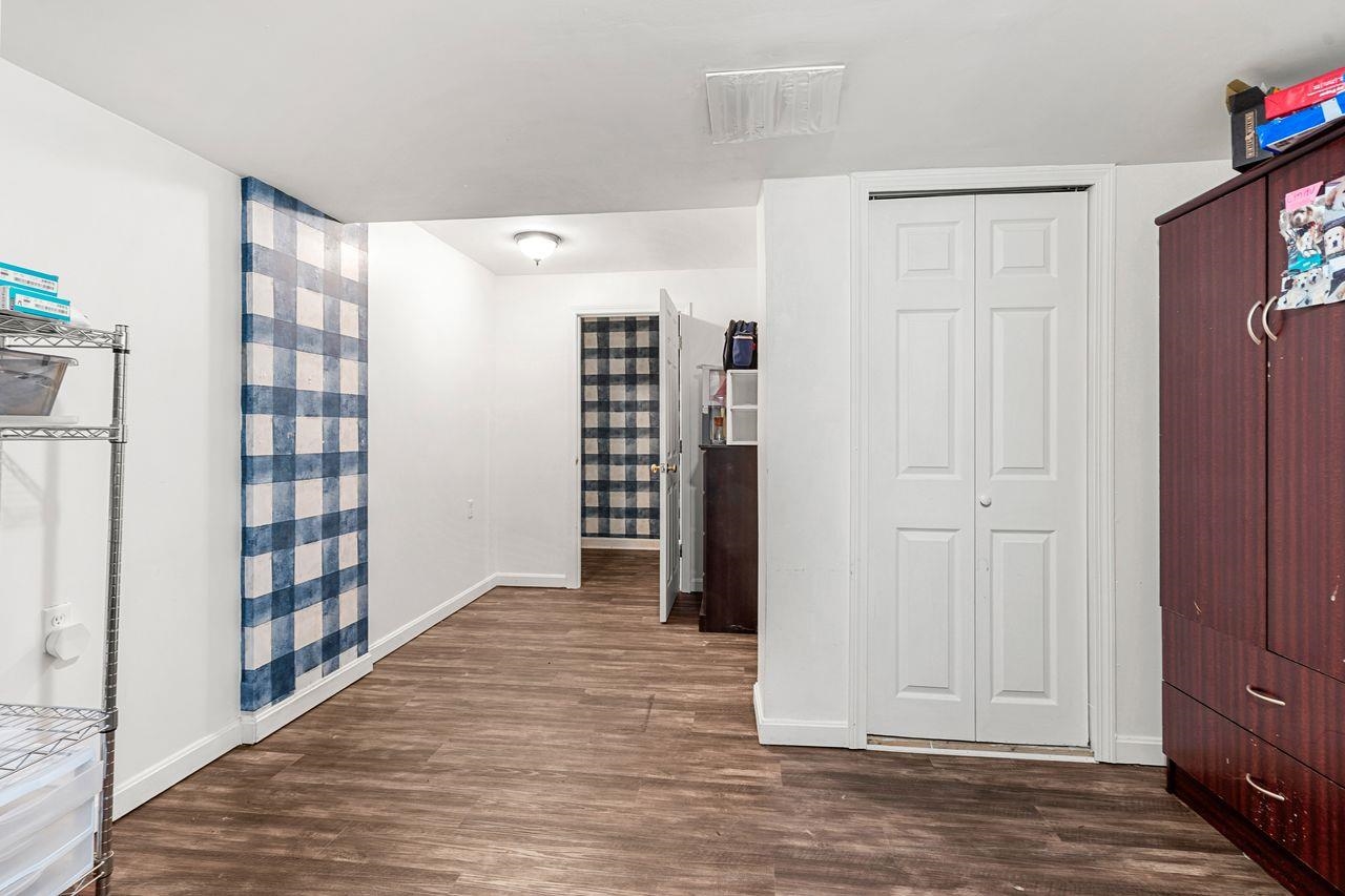 Manchester, New Hampshire, 03109, United States, 3 Bedrooms Bedrooms, ,1 BathroomBathrooms,Residential,For Sale,1906679