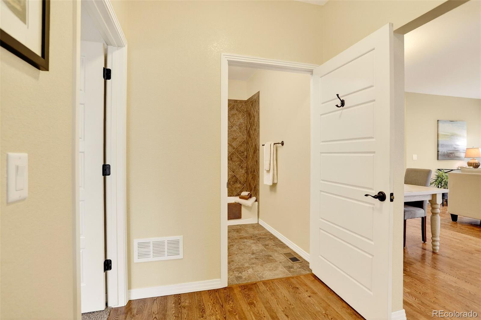 Thornton, Colorado, 80241, United States, 2 Bedrooms Bedrooms, ,1 BathroomBathrooms,Residential,For Sale,1955658