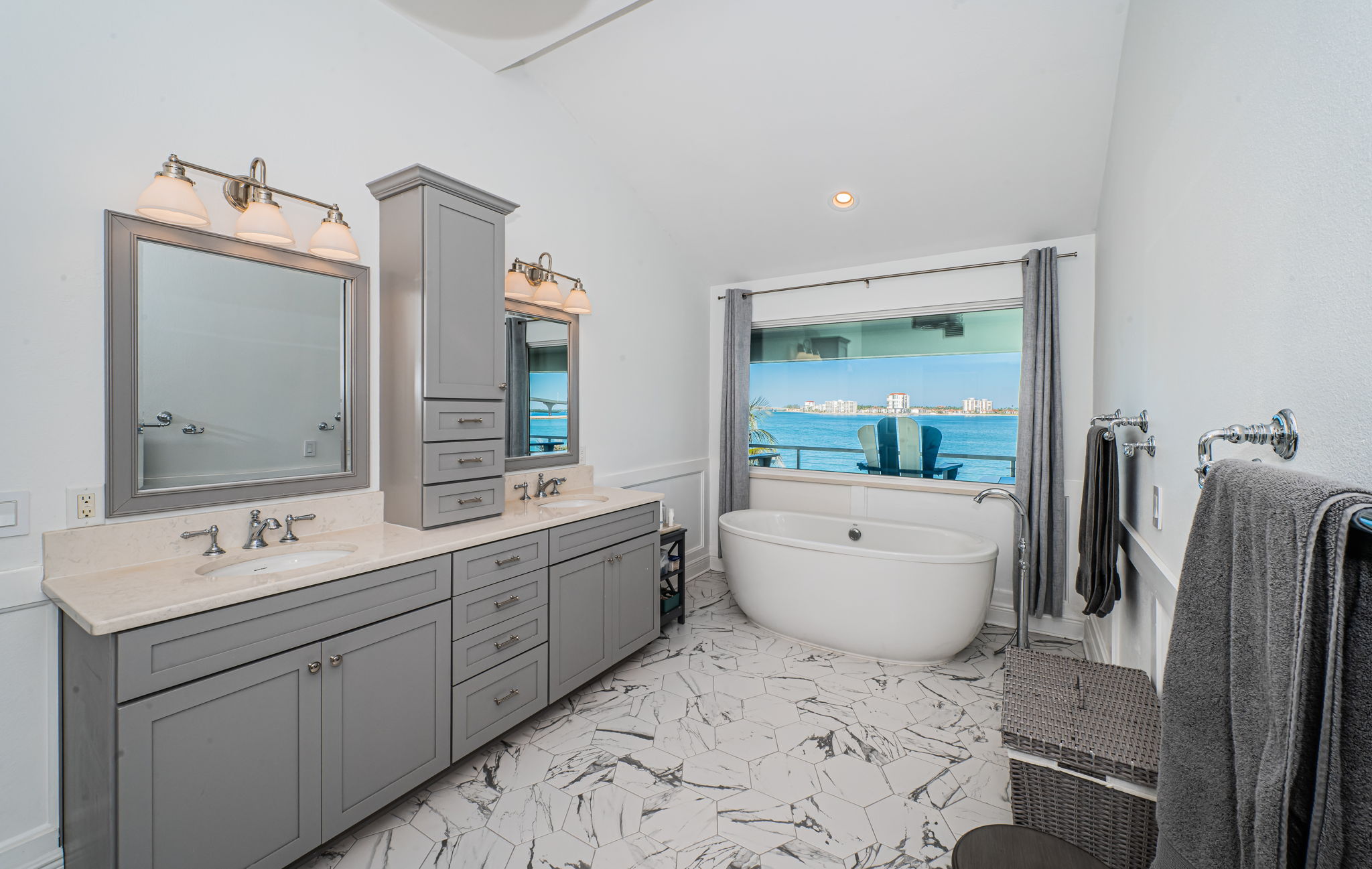 St Petersburg, Florida, 33715, United States, 4 Bedrooms Bedrooms, ,2 BathroomsBathrooms,Residential,For Sale,1994280