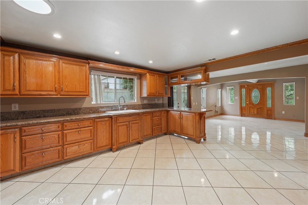 Los Angeles, California, 90033, United States, 4 Bedrooms Bedrooms, ,3 BathroomsBathrooms,Residential,For Sale,1834728
