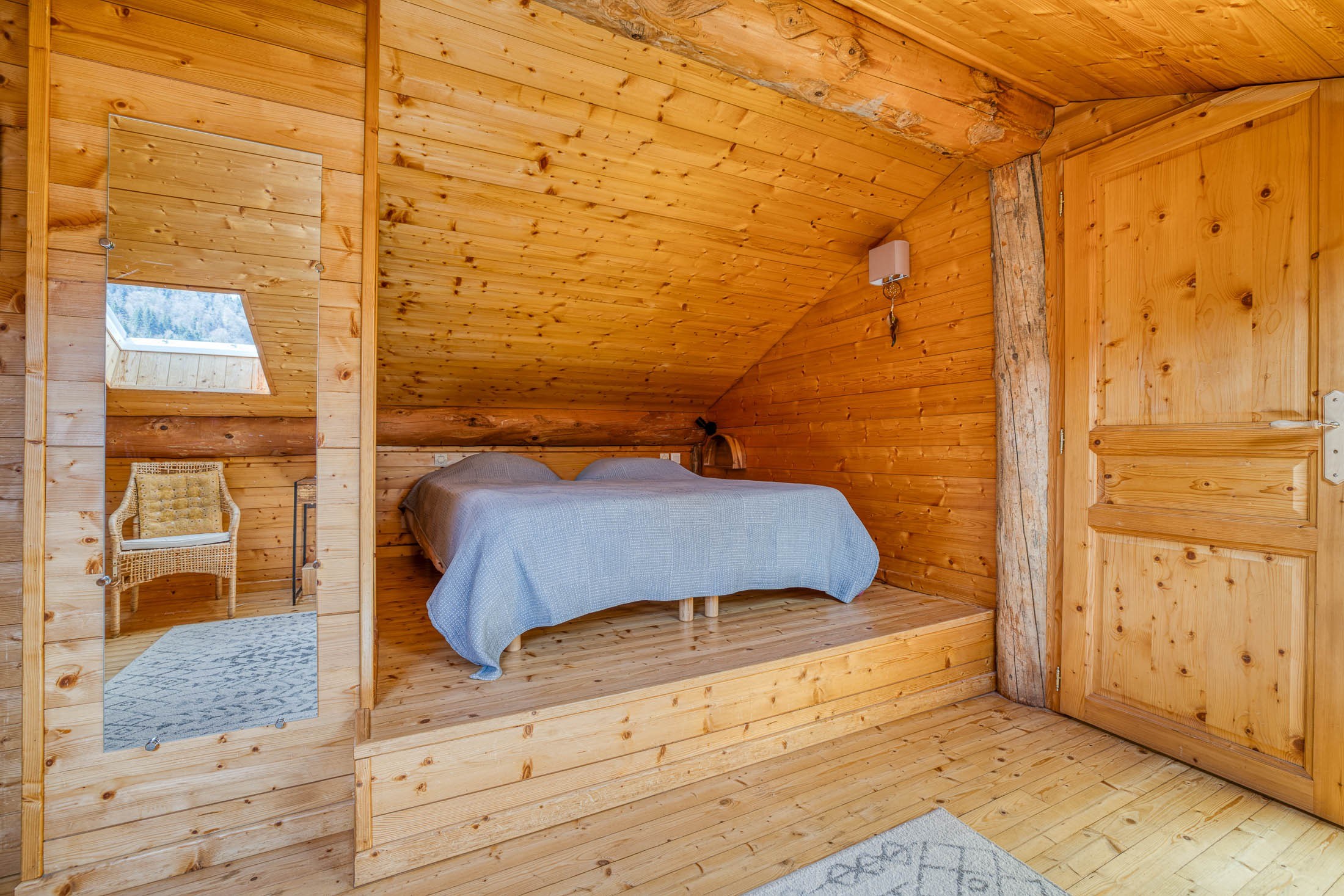  Duplex apartment in a chalet with stunning views of La Tournette. - 物件實景