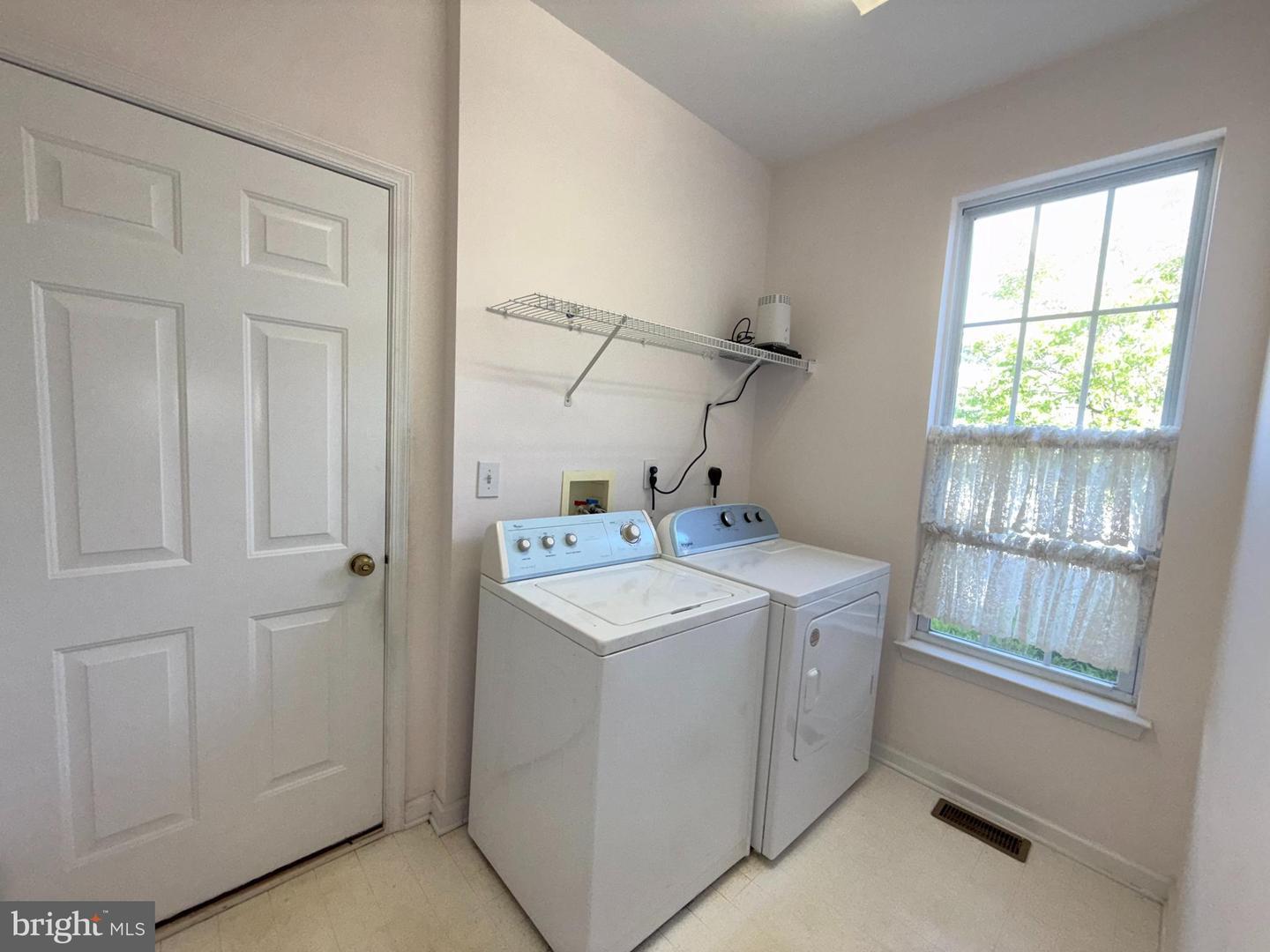 Glen Mills, Pennsylvania, 19342, United States, 3 Bedrooms Bedrooms, ,3 BathroomsBathrooms,Residential,For Sale,2043600