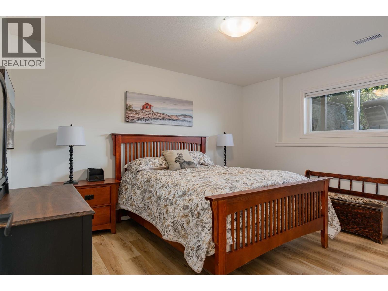 CASTLEGAR, British Columbia, V1N 3Z1, CA, 5 Bedrooms Bedrooms, ,3 BathroomsBathrooms,Residential,For Sale,1918005