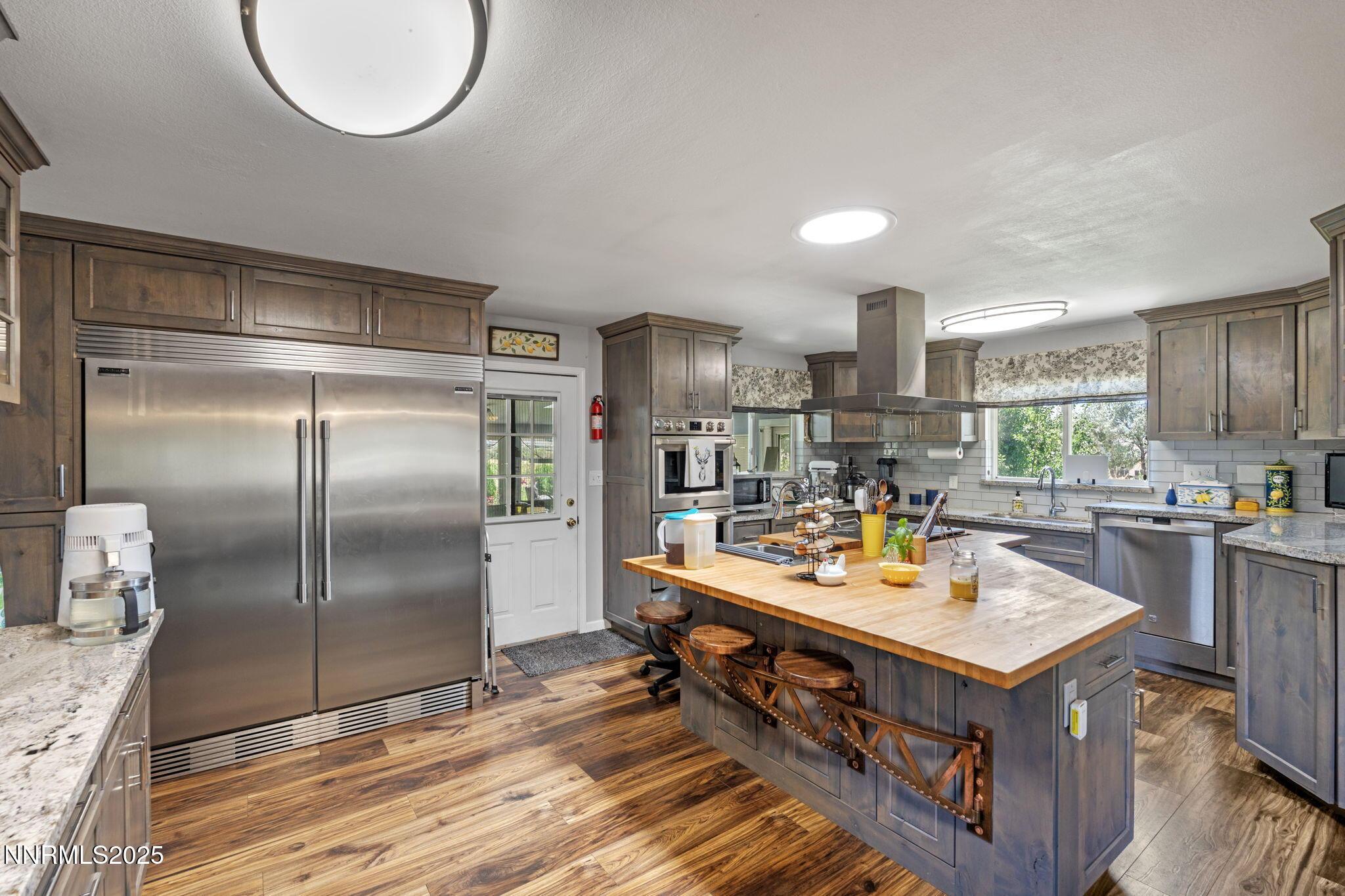 Washoe Valley, Nevada, 89704, United States, 4 Bedrooms Bedrooms, ,3 BathroomsBathrooms,Residential,For Sale,1883603