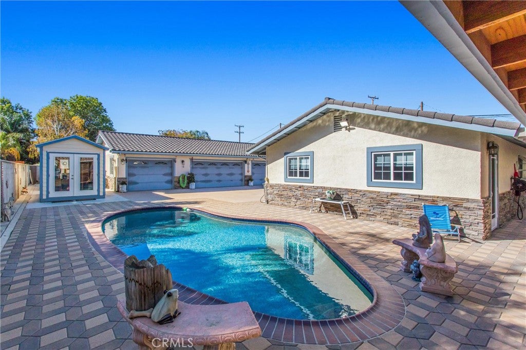 Nuevo, California, 92567, United States, 3 Bedrooms Bedrooms, ,2 BathroomsBathrooms,Residential,For Sale,1987094