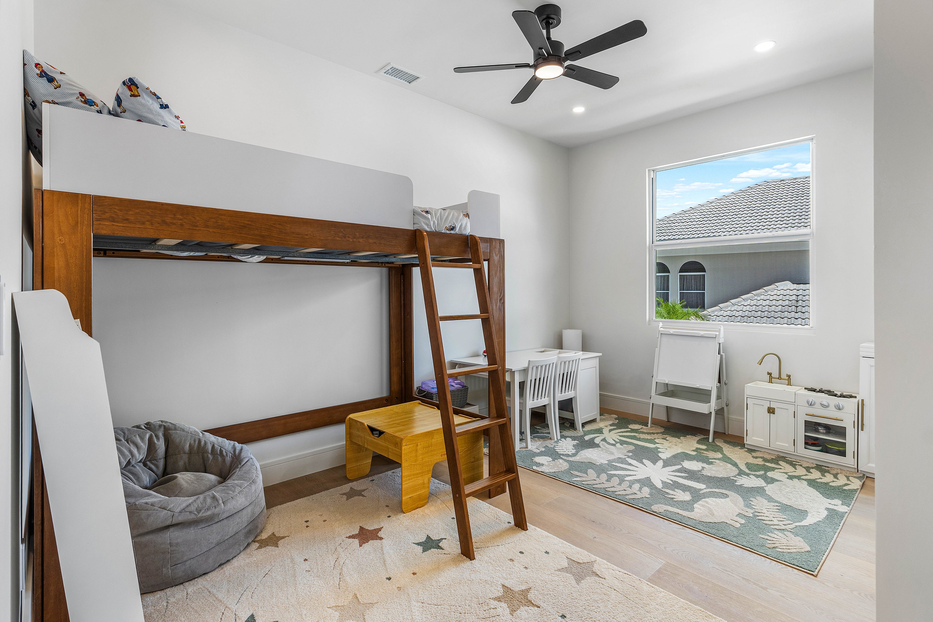  9701 Spray Drive, West Palm Beach, FL, 33411 - 物件實景