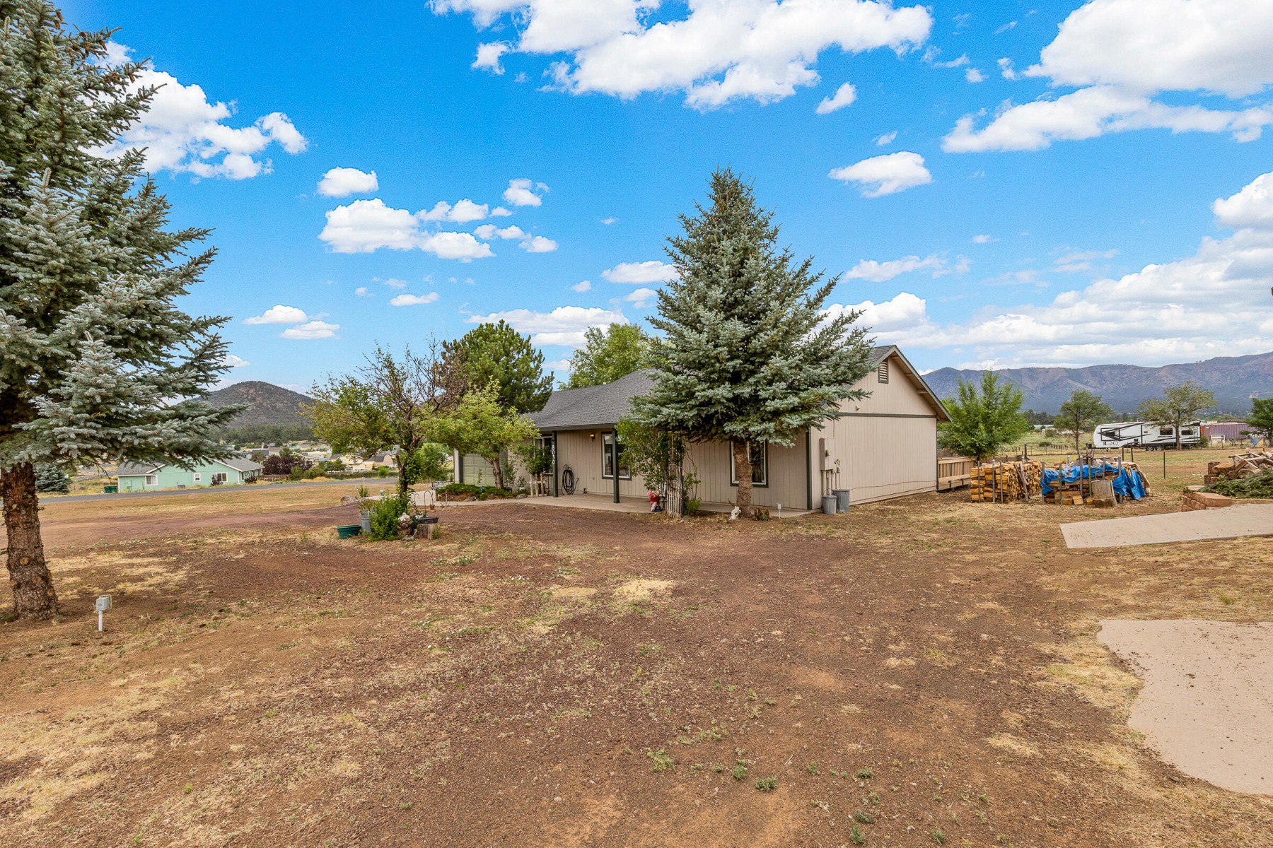 8030 April Drive  Flagstaff, AZ - 物件實景