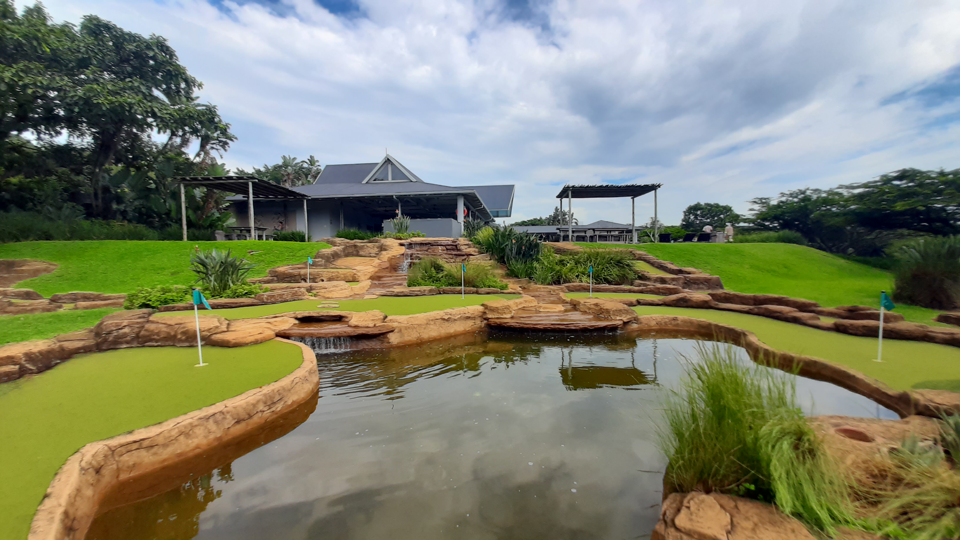  Private Bush Lodge-Inspired Estate Residence on 2,344m² in Simbithi Eco Estate - 物件實景