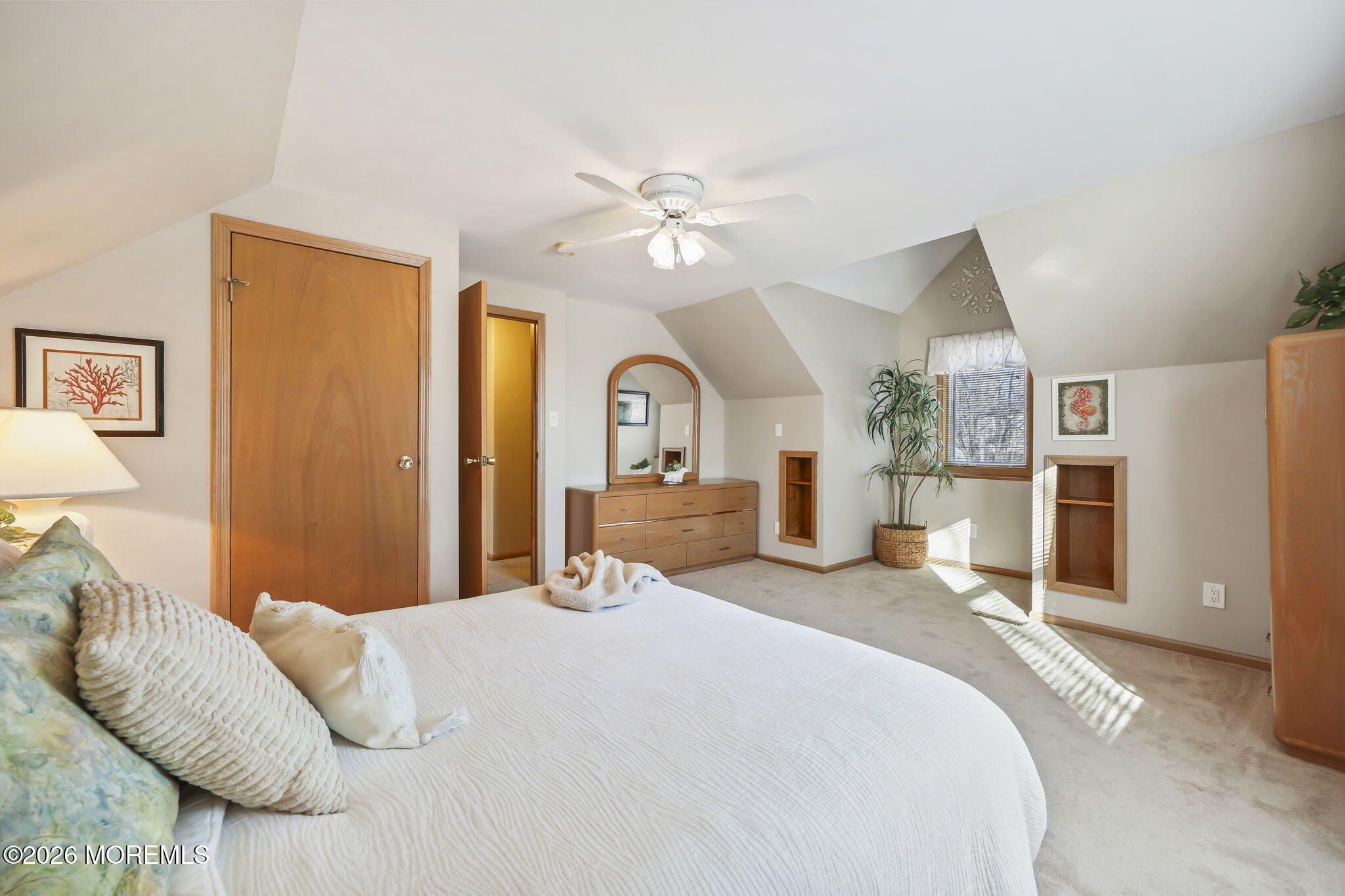 Howell, New Jersey, 07731, United States, 5 Bedrooms Bedrooms, ,3 BathroomsBathrooms,Residential,For Sale,2015351