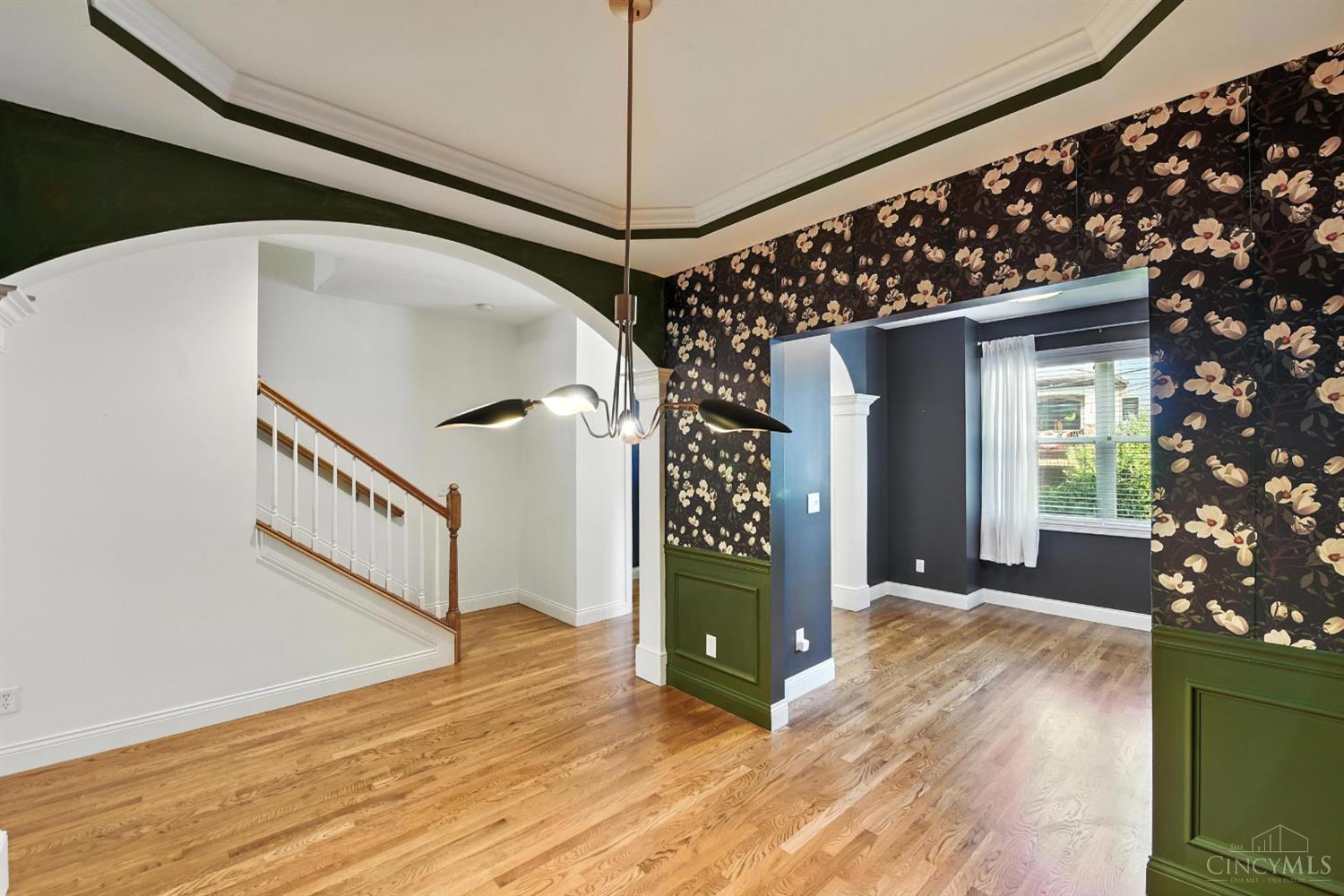 Cincinnati, Ohio, 45226, United States, 3 Bedrooms Bedrooms, ,4 BathroomsBathrooms,Residential,For Sale,1907461
