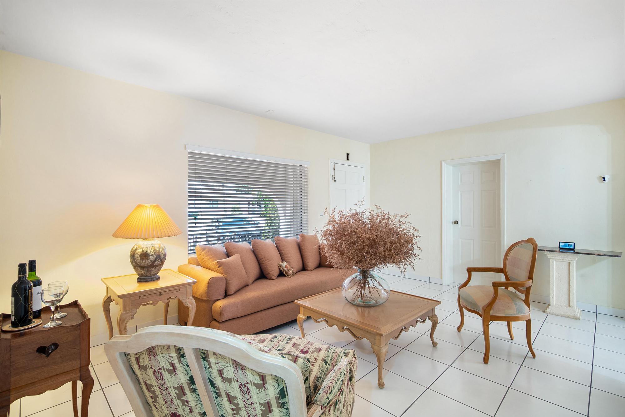 Miami, Florida, 33126, United States, 3 Bedrooms Bedrooms, ,3 BathroomsBathrooms,Residential,For Sale,1921989