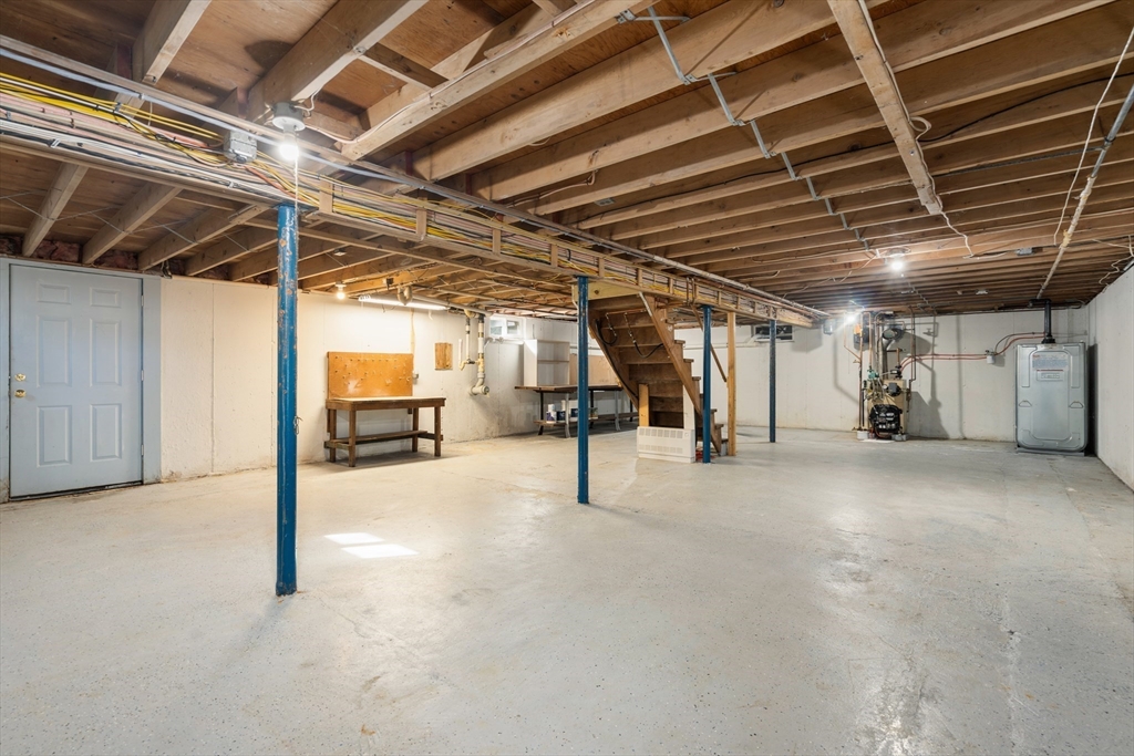 Mattapoisett, Massachusetts, 02739, United States, 3 Bedrooms Bedrooms, ,2 BathroomsBathrooms,Residential,For Sale,1987797