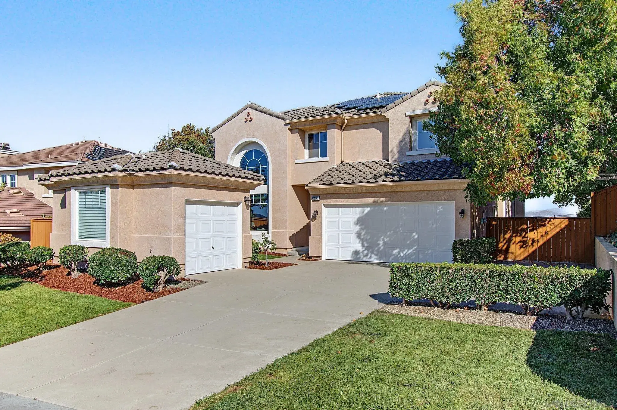 13769 Shoal Summit Dr, San Diego, CA 92128