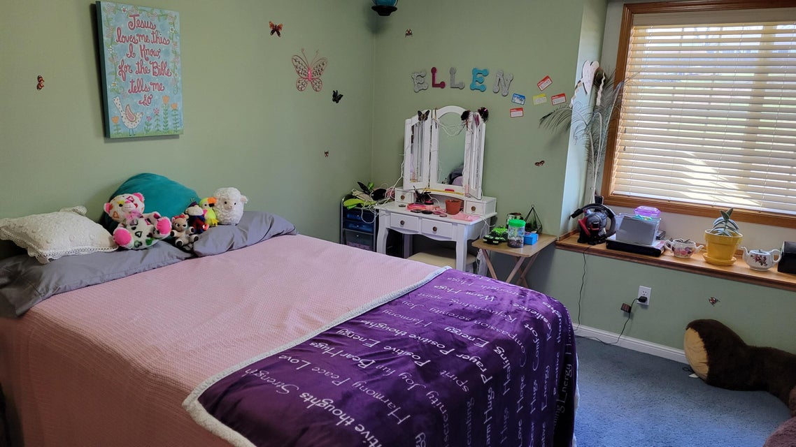 Prineville, Oregon, 97754, United States, 3 Bedrooms Bedrooms, ,2 BathroomsBathrooms,Residential,For Sale,1901571