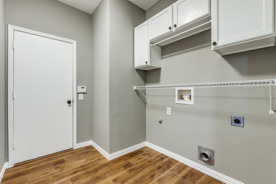 Frisco, Texas, 75035, United States, 4 Bedrooms Bedrooms, ,3 BathroomsBathrooms,Residential,For Sale,1988139