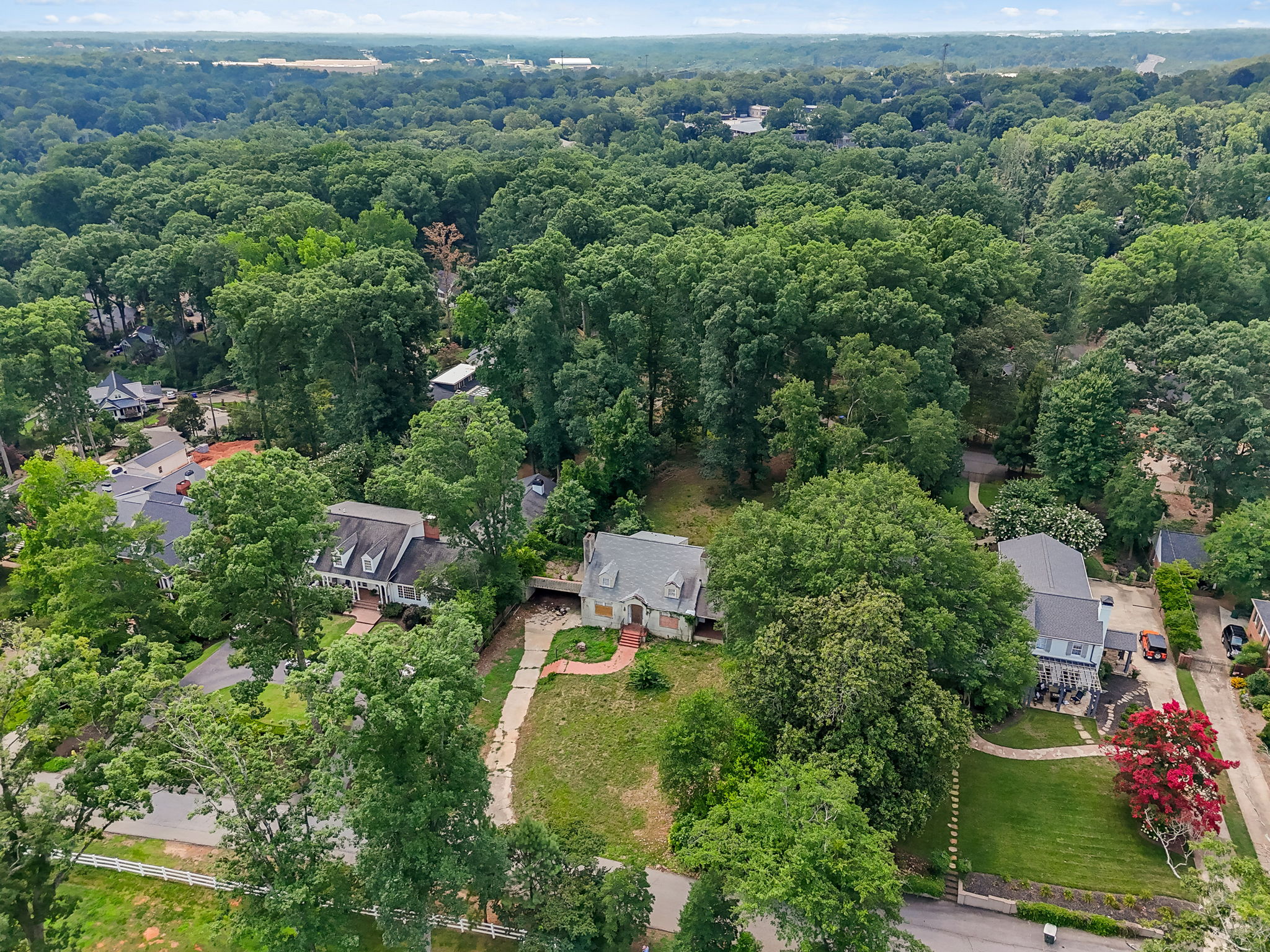  220 Riverside Drive, Greenville, SC 29605 - 物件實景