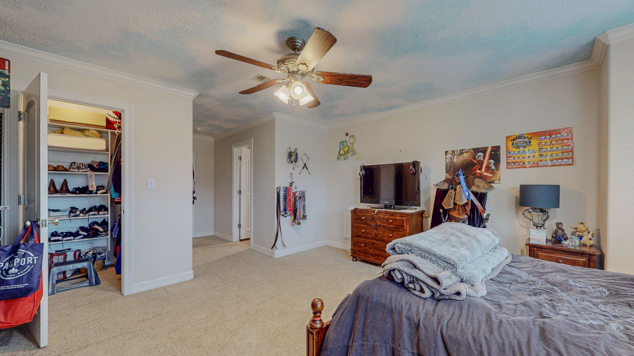 Orange, Texas, 77630, United States, 3 Bedrooms Bedrooms, ,5 BathroomsBathrooms,Residential,For Sale,1901539