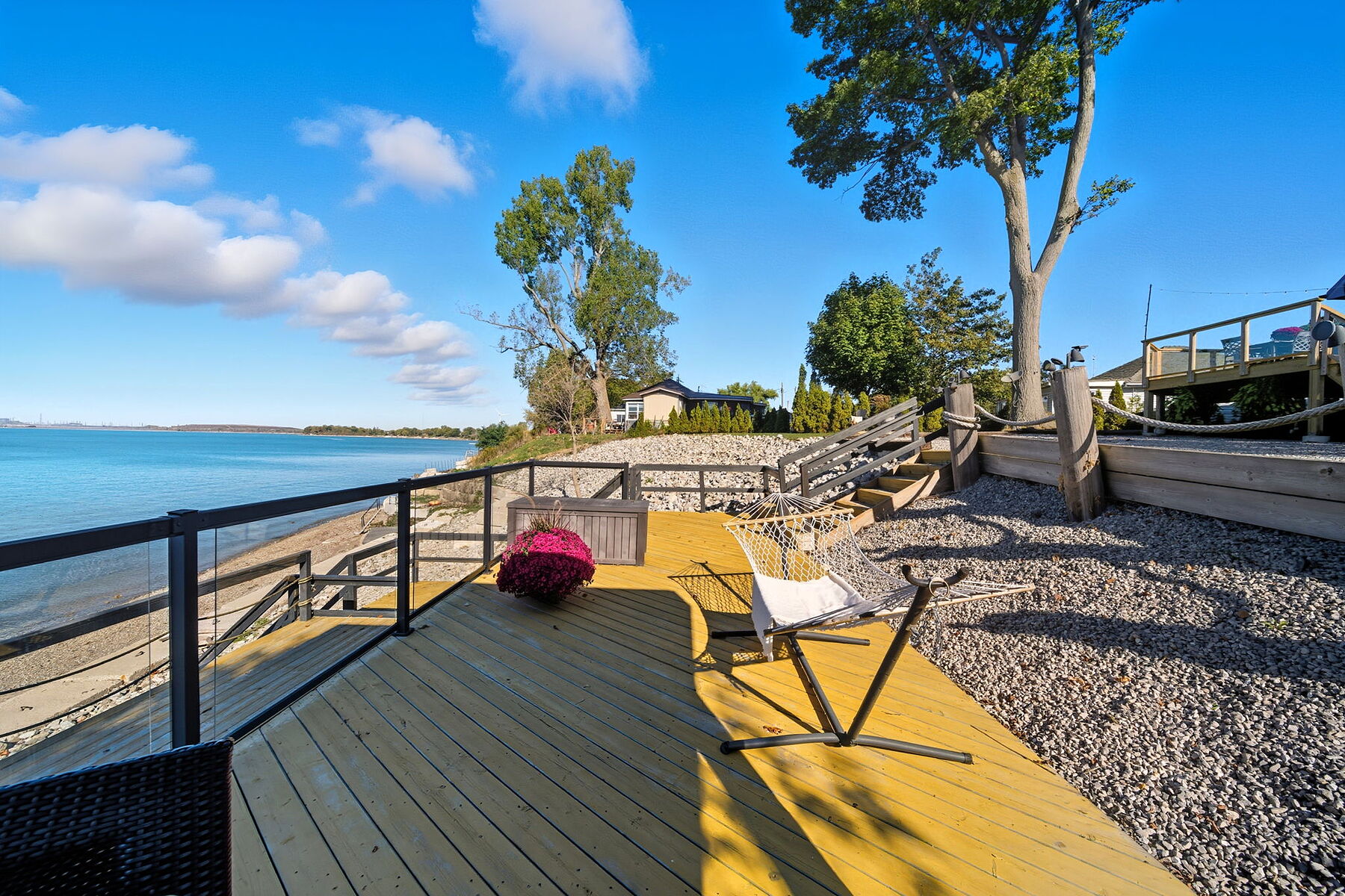  Private Lake Erie Shoreline - 物件實景