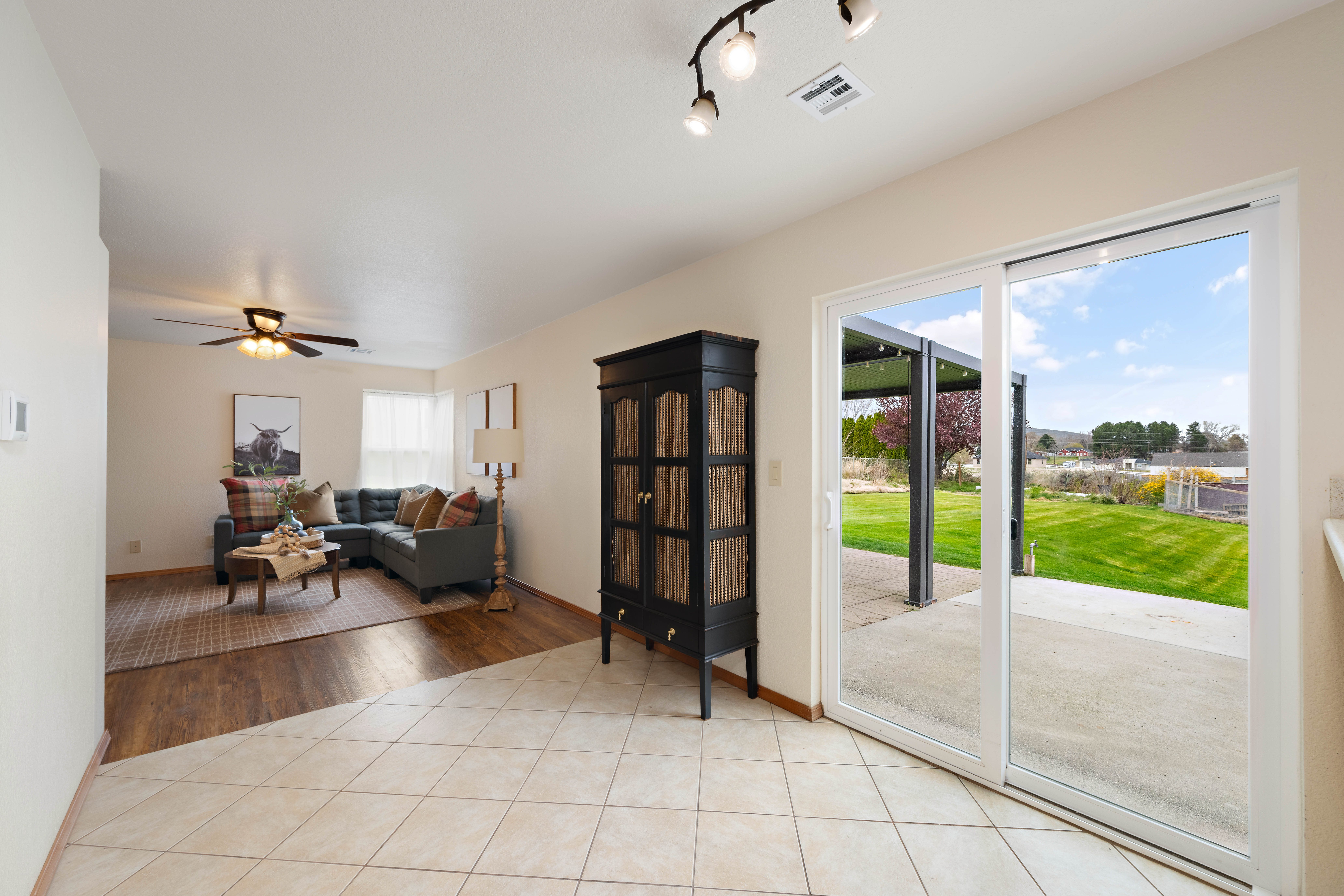  This Property Offers Flexibility for a Variety of Lifestyles - 物件實景