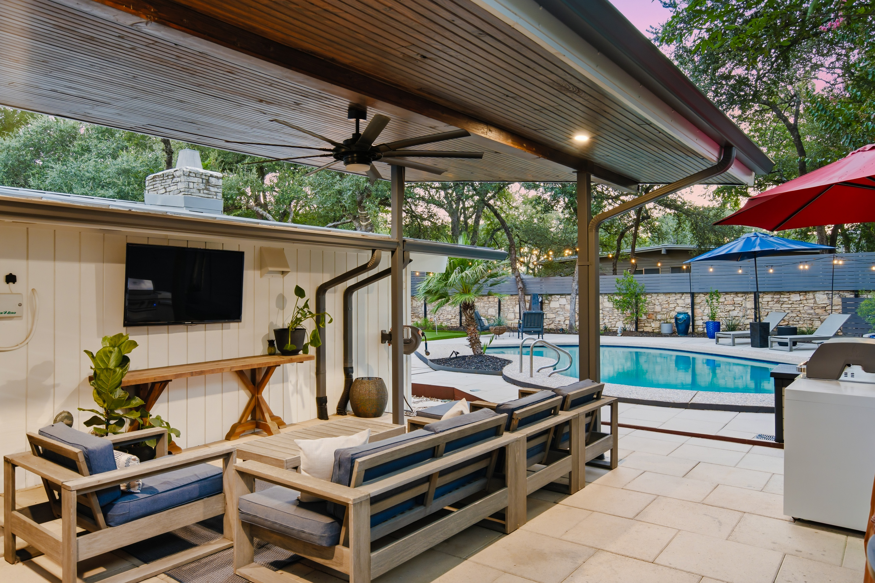  412 Ridgewood Rd, West Lake Hills - 物件實景