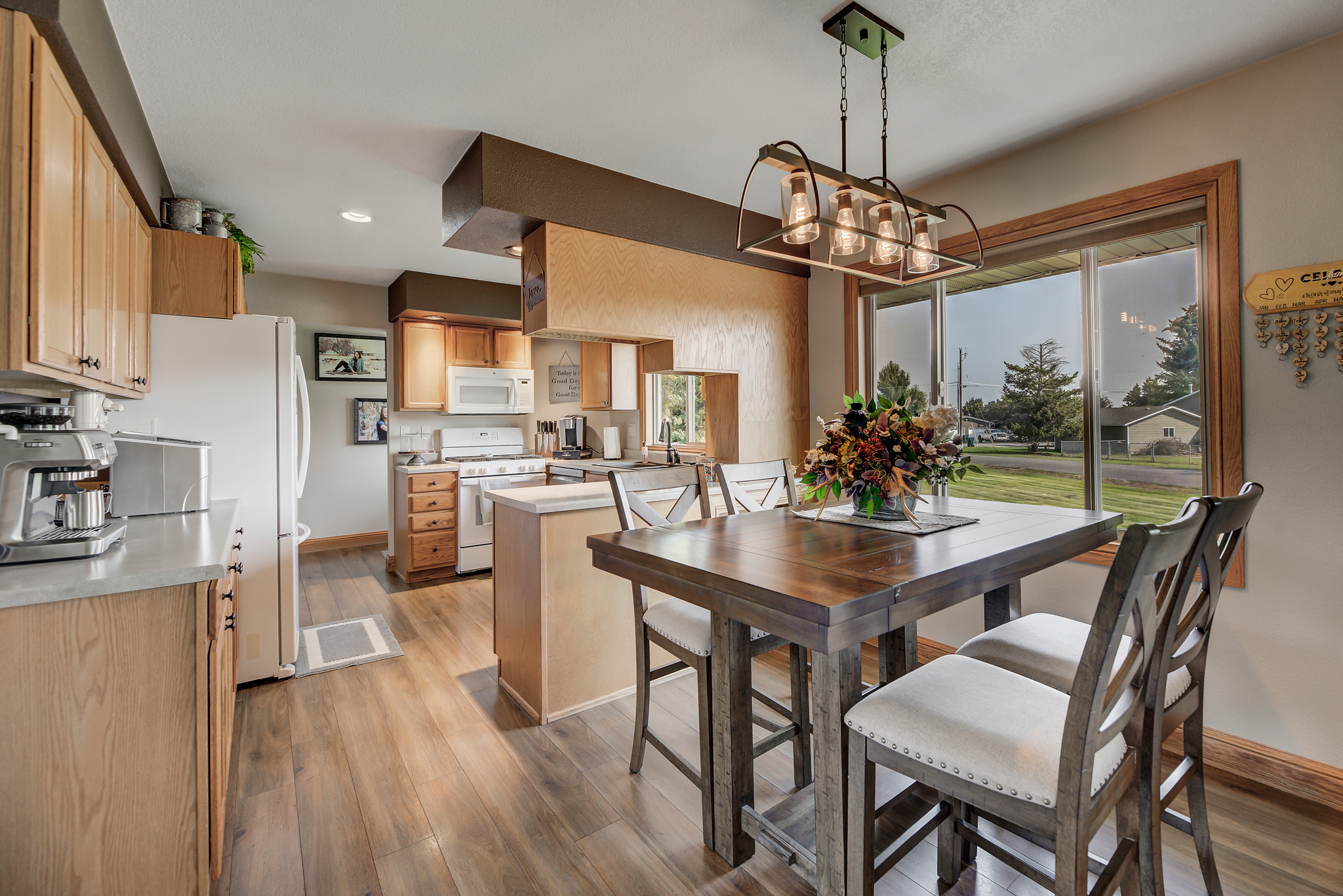 Helena, Montana, 59602, United States, 4 Bedrooms Bedrooms, ,3 BathroomsBathrooms,Residential,For Sale,1983426